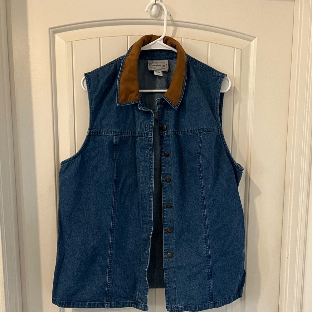 Stonebridge Denim Vest with Brown Suede Collar